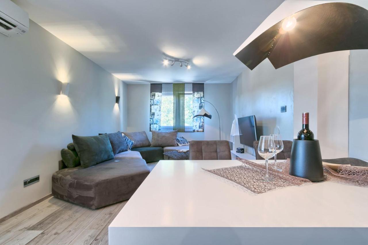 Modern Oasis Apartment Pula Zewnętrze zdjęcie