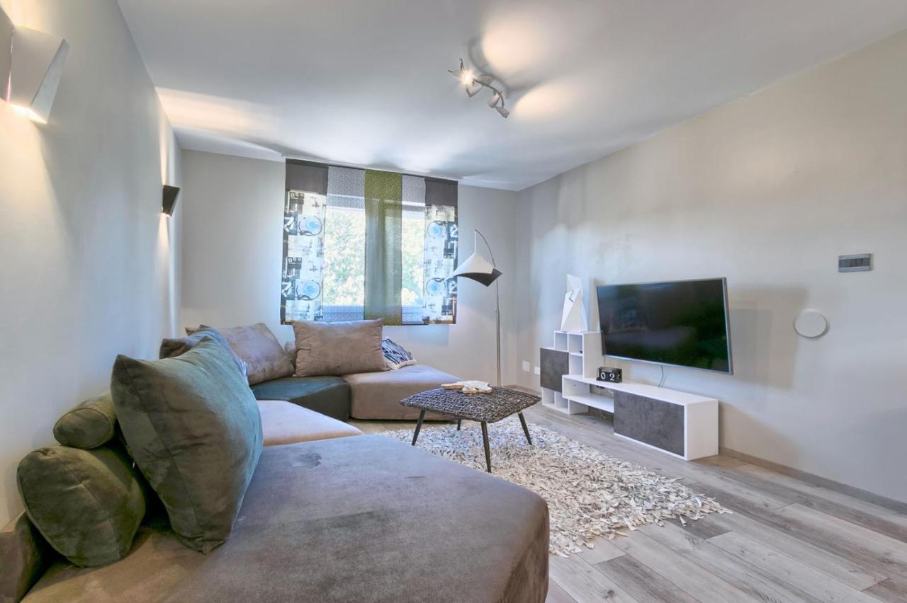 Modern Oasis Apartment Pula Zewnętrze zdjęcie